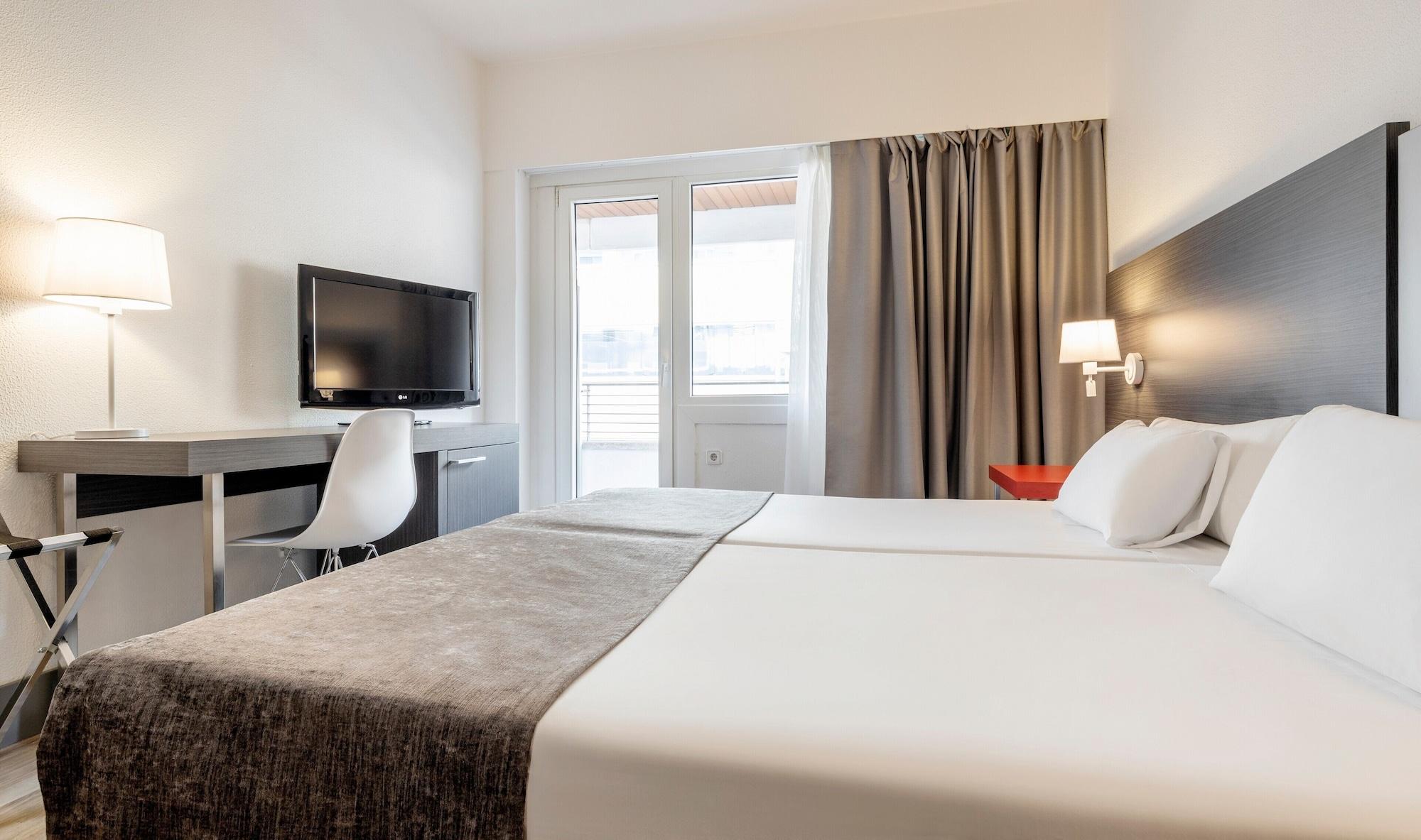 Ilunion Romareda Hotell Zaragoza Exteriör bild