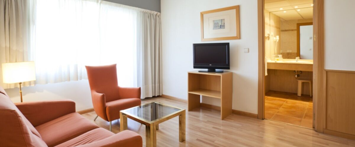 Ilunion Romareda Hotell Zaragoza Exteriör bild